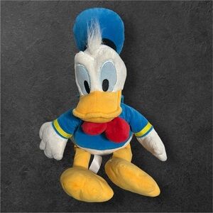 🦆 DONALD DUCK PLUSH
Disney Store | Y2K / 2000s